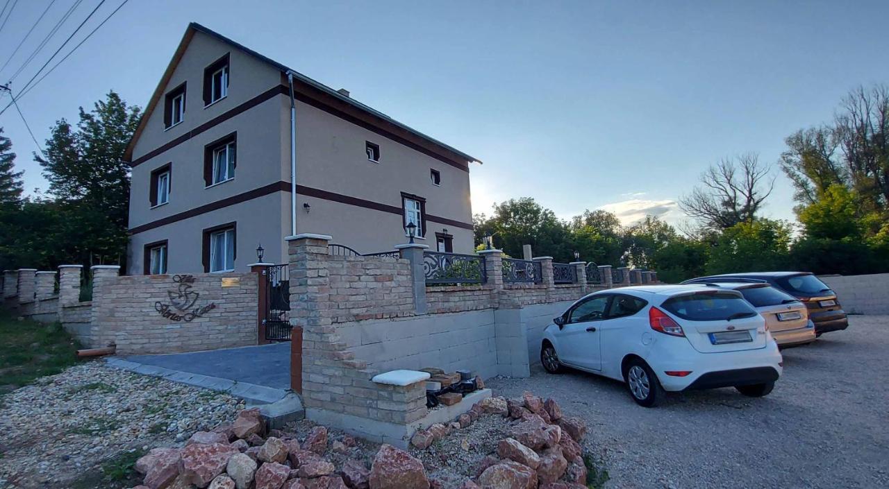 Villa Verteskacsa Vertesacsa Экстерьер фото